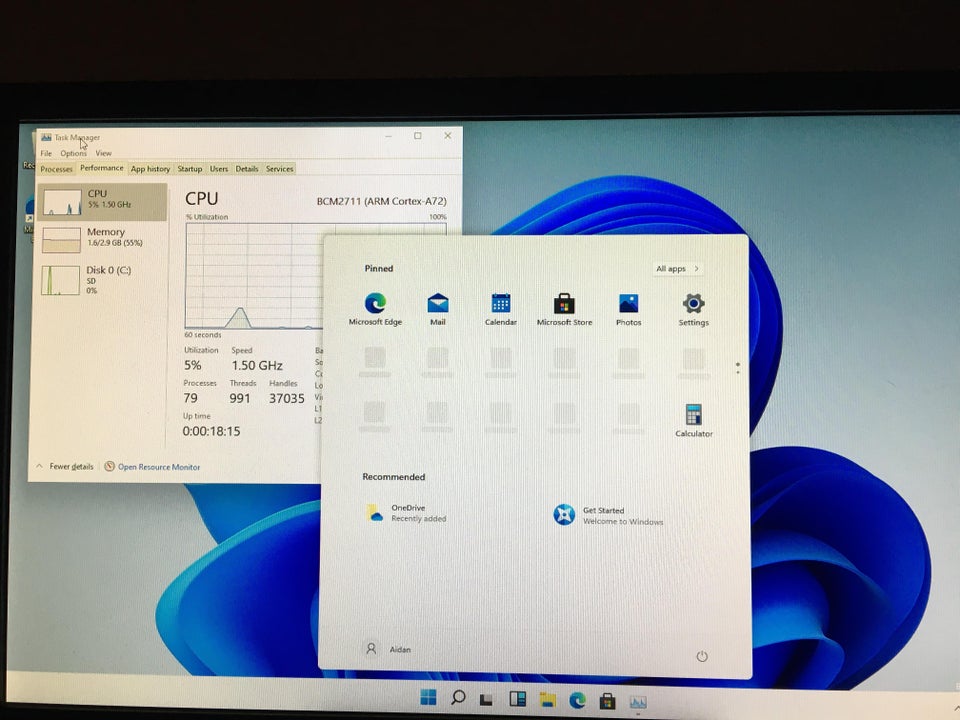 اجرای ویندوز ۱۱ روی گوشی مایکروسافت لومیا 950 XL