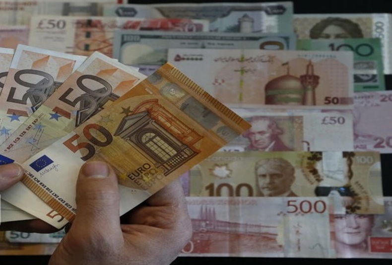 نرخ ۲۱ ارز رسمی افزایش یافت / جزئیات قیمت ها