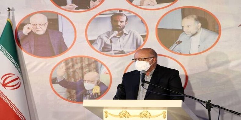 زنگنه: نفت را به شما و شما را به خدا می‌سپارم