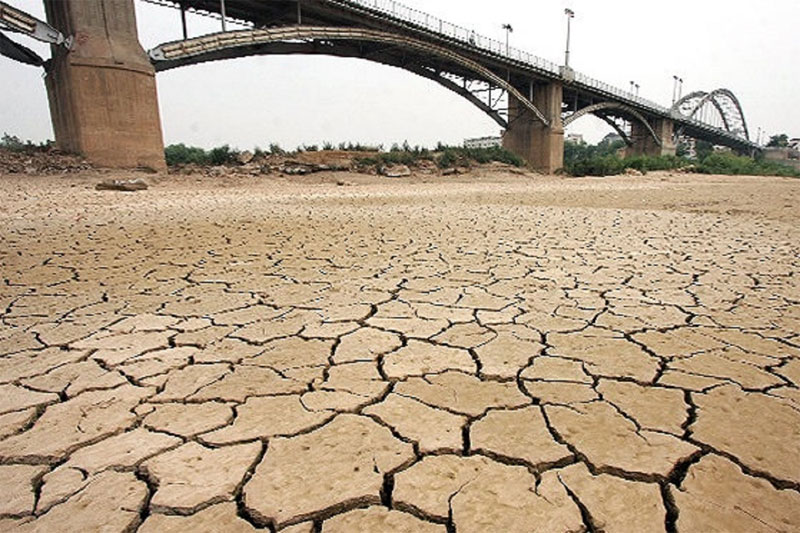 حکومت سدّ و سیل/ برای حل مسائل استان خوزستان به شورای راهبردی تکیه نکنید