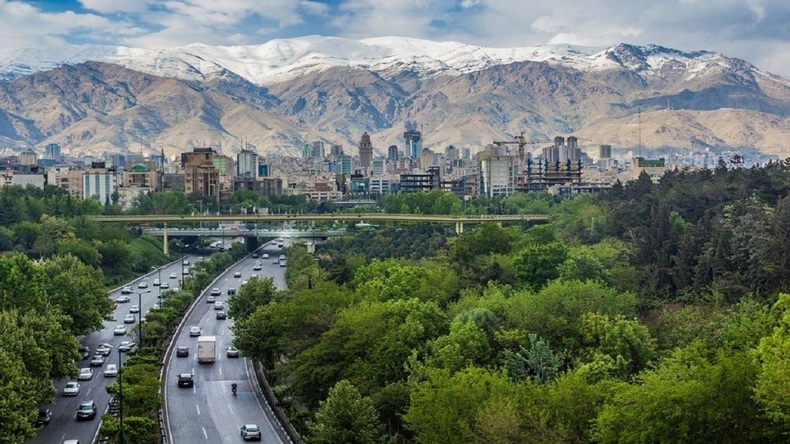 هوای تهران در وضعیت قابل قبول در ۱۶ شهریور ماه