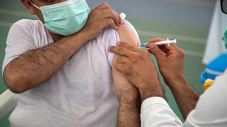 حداقل سن ثبت‌نام و دریافت نوبت واکسن کرونا در تمام کشور ۳ سال کاهش یافت
