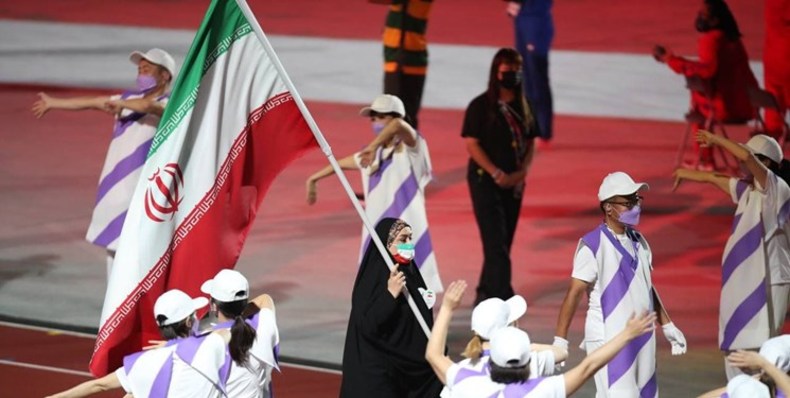 بررسی عملکرد متفاوت کاروان پارالمپیک و المپیک در معرفی هویت ایرانی