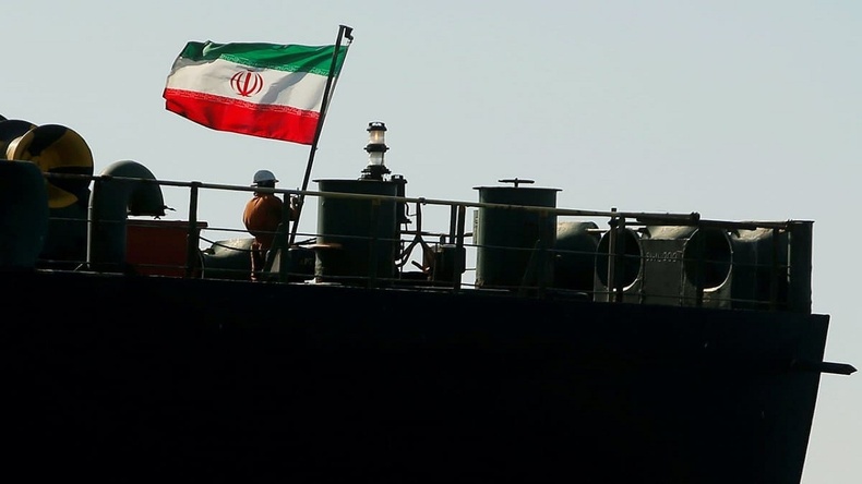 حرکت سومین کشتی حامل سوخت ایران به مقصد لبنان