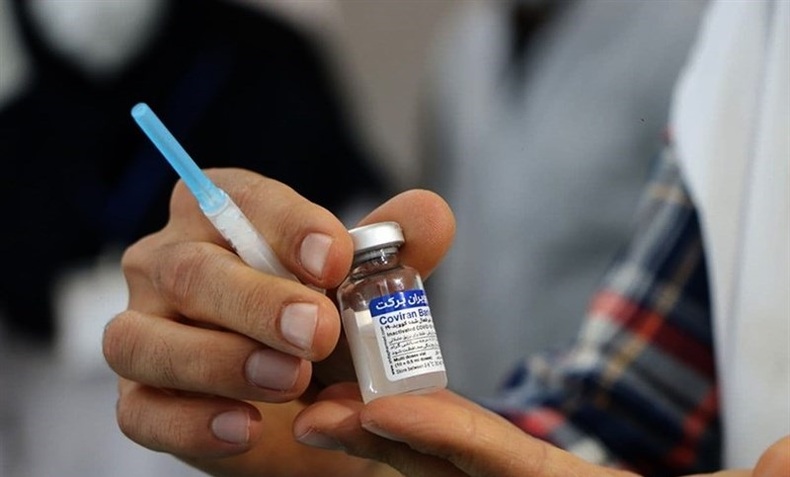 درخواست‌های مردمی برای تزریق واکسن برکت از وزیر بهداشت