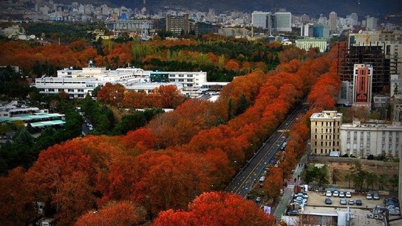 وضعیت هوای تهران در ۱۲ مهر ماه
