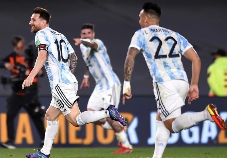 پیروزی قاطع آرژانتین مقابل اروگوئه با گلزنی مسی