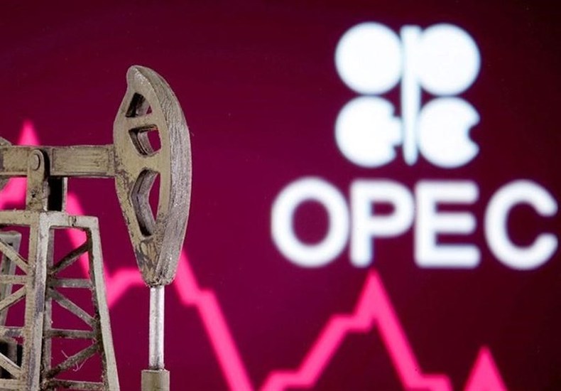 اوپک پلاس قیمت نفت را روی ۷۰ دلار نگه می‌دارد