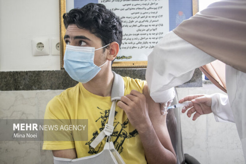 ۲۴ میلیون ایرانی ۲ دوز واکسن کرونا دریافت کرده اند