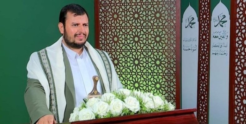 رهبر انصارالله در اجتماع عظیم مردم یمن: جانم فدای شما