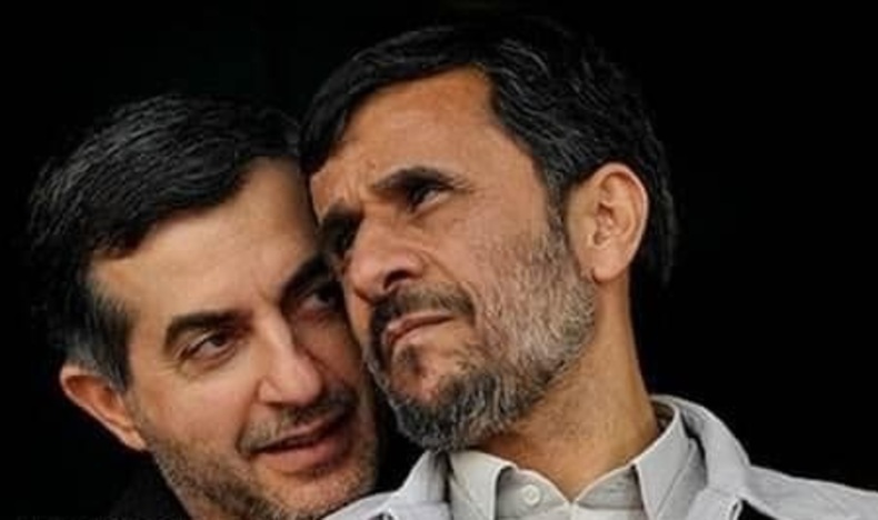 حاشیه، نبض حیات سیاسی احمدی نژاد است