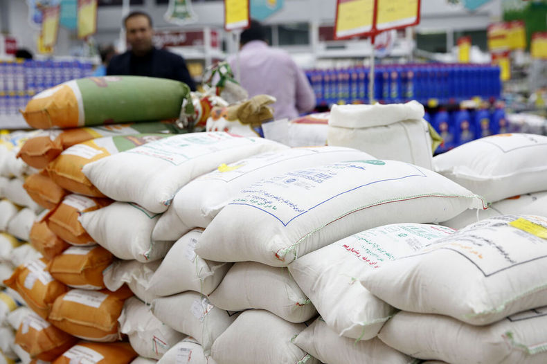 بیش از 100 هزار تن برنج آماده ورود به کشور و ترخیص در گمرکات