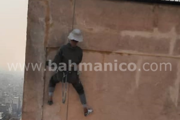 پیچ و رولپلاک نما بدون داربست