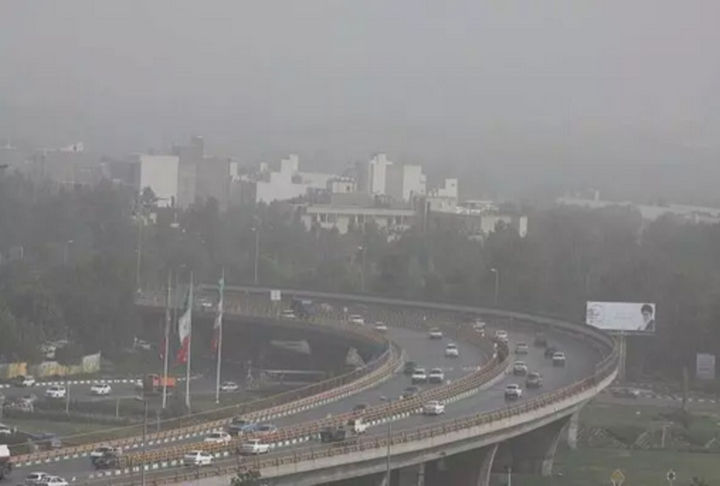 آلودگی هوا در شهرهای پرجمعیت ادامه دارد