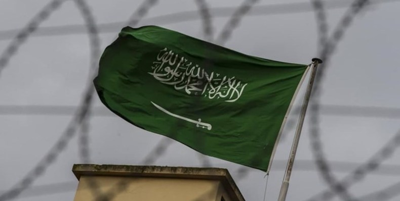 عربستان سفیر لبنان را اخراج کرد