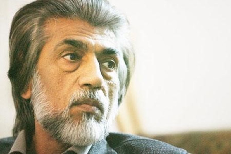 فیلمی منتشرنشده از شعرخوانی قیصر امین‌پور