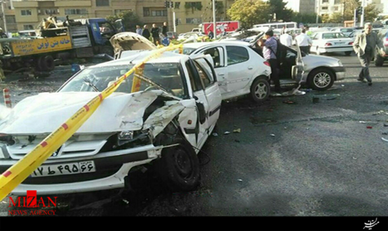 واژگونی اتوبوس در جاده سمنان به گرمسار
