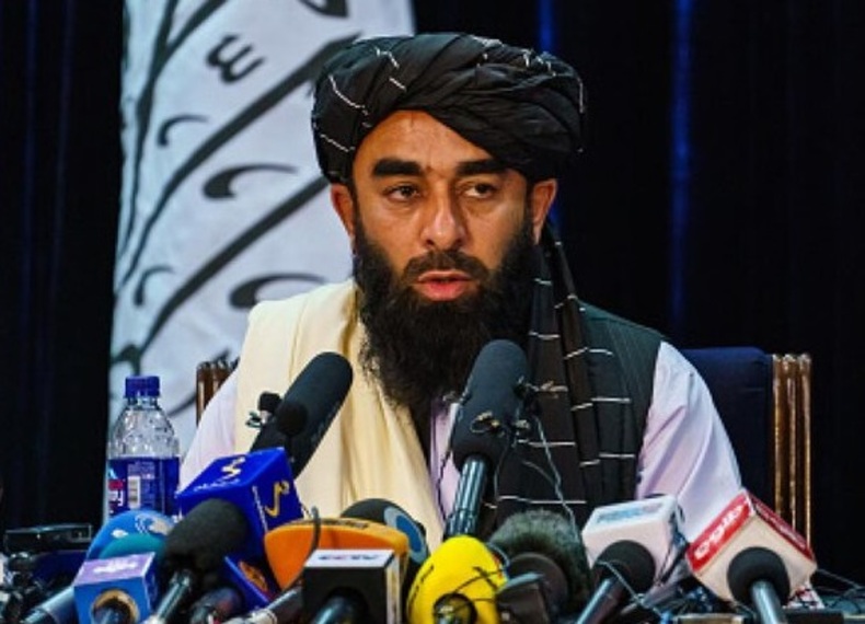 طالبان: به رسمیت نشناختن ما دامن جهان را می‌گیرد