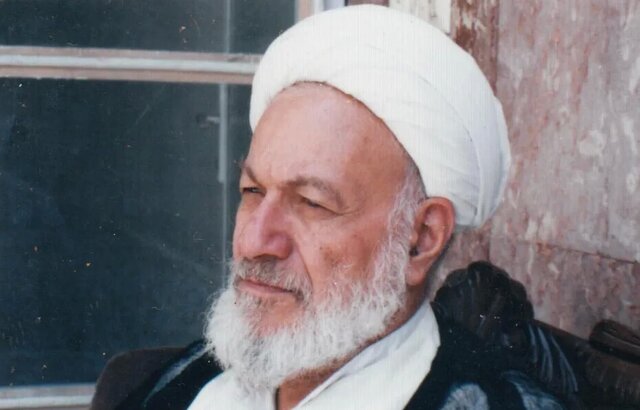 اطلاعیه دفتر حفظ و نشر آثار رهبر انقلاب درباره عذرخواهی مرحوم آذری قمی اطلاعیه دفتر حفظ و نشر آثار رهبر انقلاب درباره عذرخواهی مرحوم آذری قمی