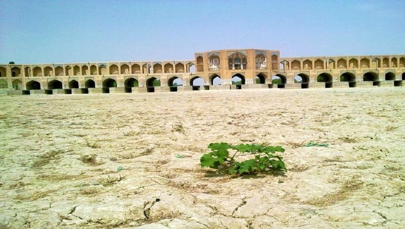 محدودیت‌های تردد از بامداد فردا در حاشیه زاینده رود