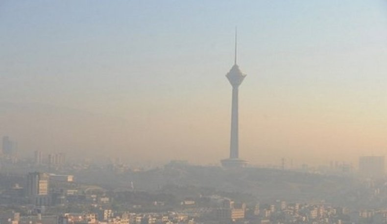 وضعیت قرمز ۱۵ ایستگاه کیفیت هوای تهران