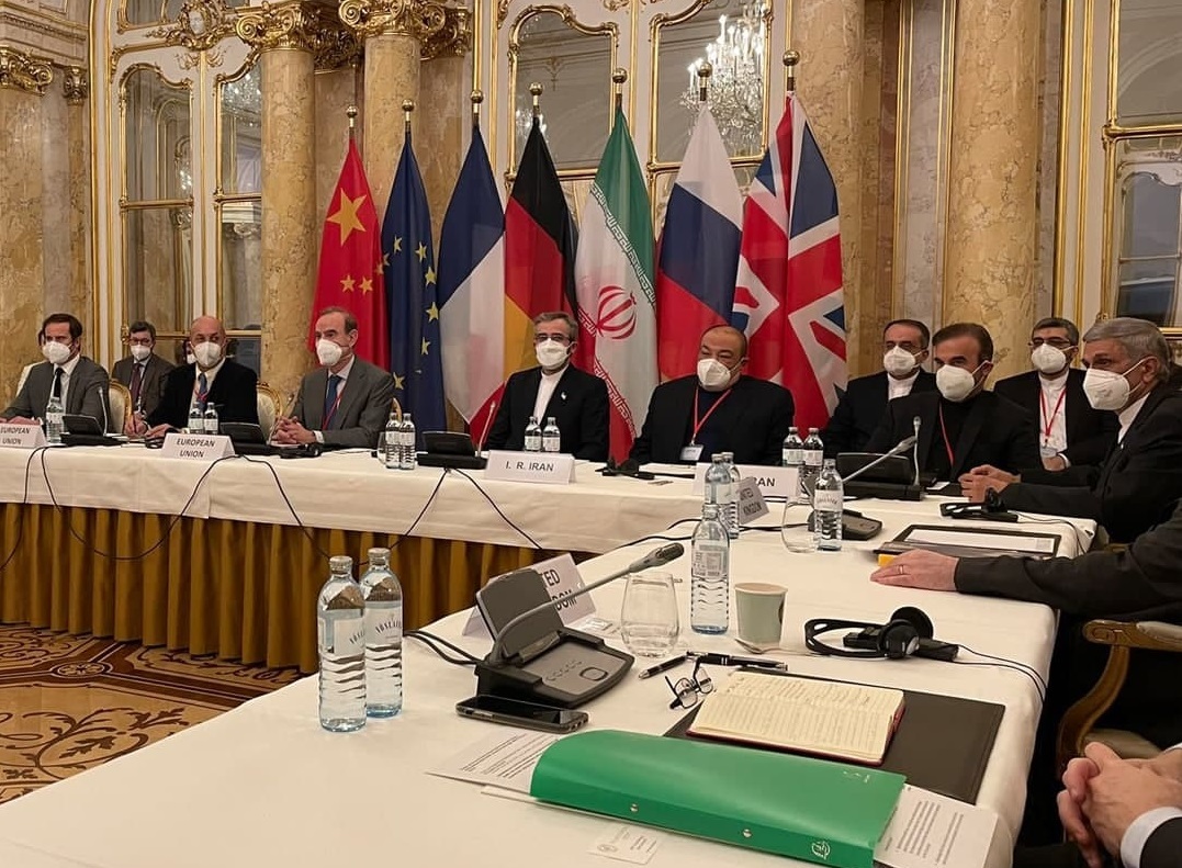 پروپاگاندای متناقض از مذاکرات وین!