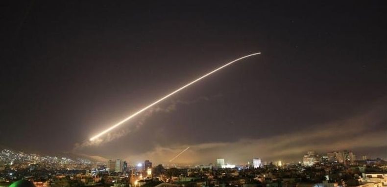 ارتش روسیه: پدافند سوریه ۱۰ موشک اسرائیل را منهدم کرد
