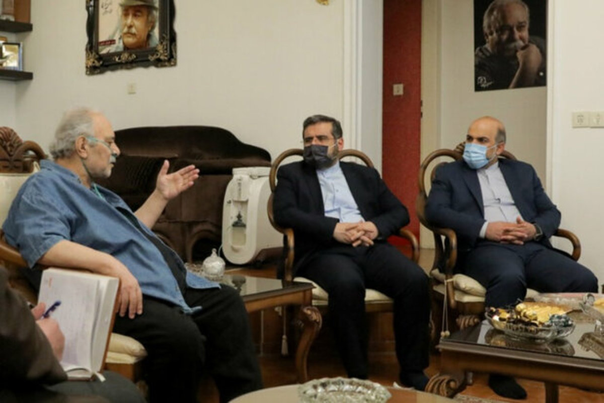 وزیر ارشاد با محمد کاسبی دیدار کرد