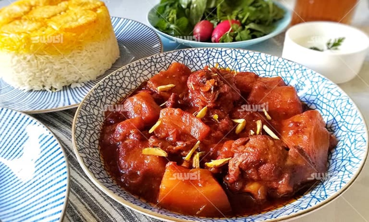 طرز تهیه خورش گلابی
