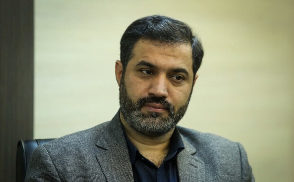 در زمینه طرح‌های عملیاتی برای «هنر انقلاب» موفق نبوده‌ایم