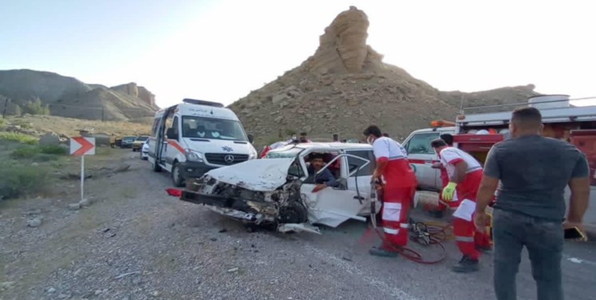 تصادف مرگبار در محور نورآباد جان ۸ نفر را گرفت
