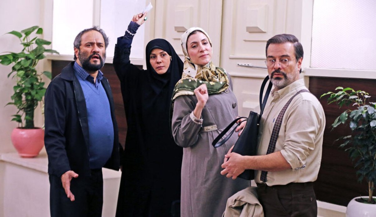 ادامه اکران «دوزیست» و «ابلق» در سانس فوق‌العاده