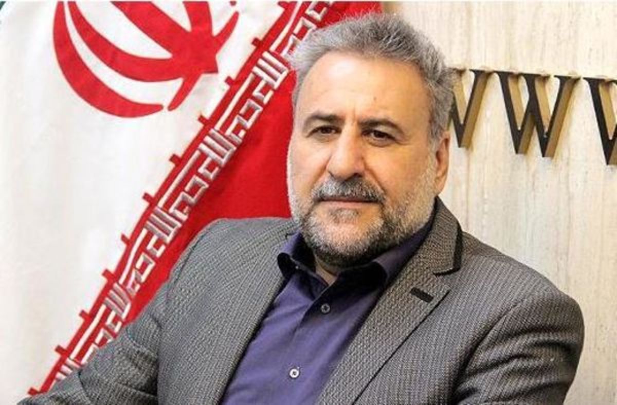 مسئولان حوزه نفت ایران افتخار می‌کنند که نفت را تاراج گونه‌ای می‌فروشند