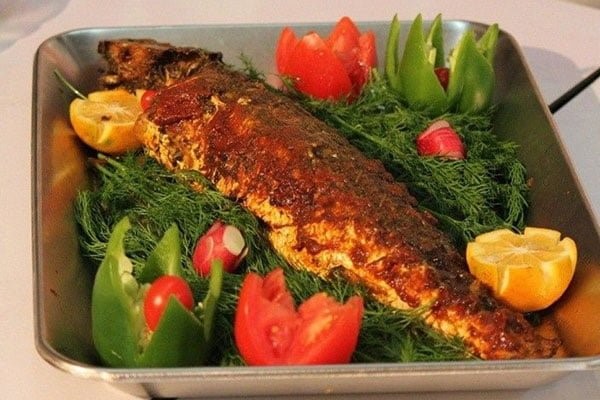 استان بوشهر با مردمی دارای فرهنگی غنی و اصیل ایرانی و غذاهای خوشمزه