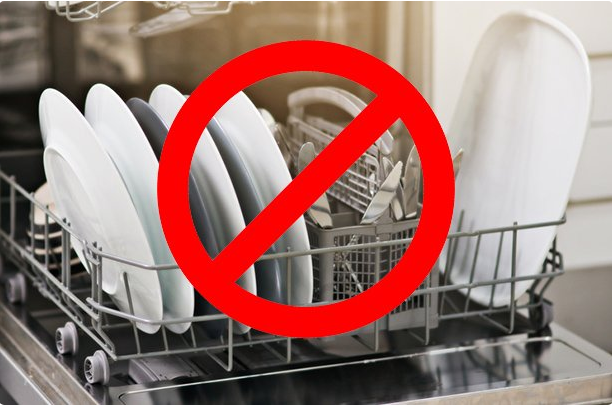چه ظروفی را نباید در ماشین ظرفشویی گذاشت؟