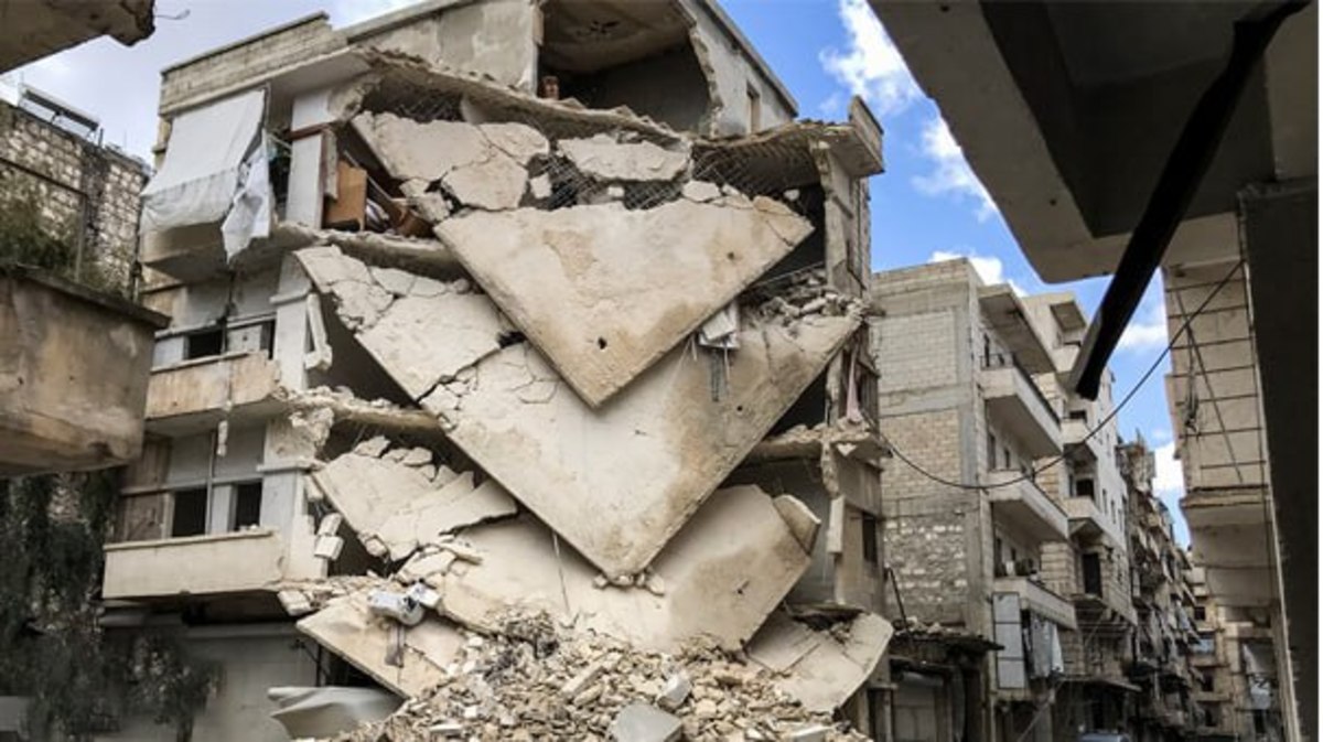 اردوغان: شمار جان باختگان زلزله به ۸۵۷۴ نفر رسید