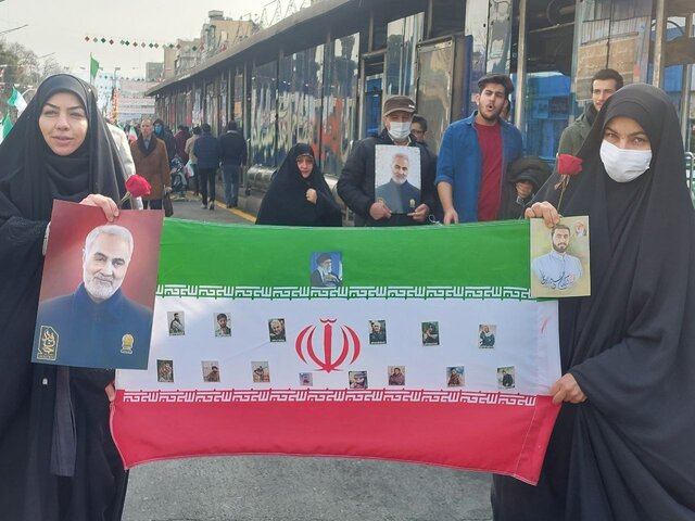 آغاز جشن ۲۲ بهمن در تهران و ۱۴۰۰ شهرِ ایران