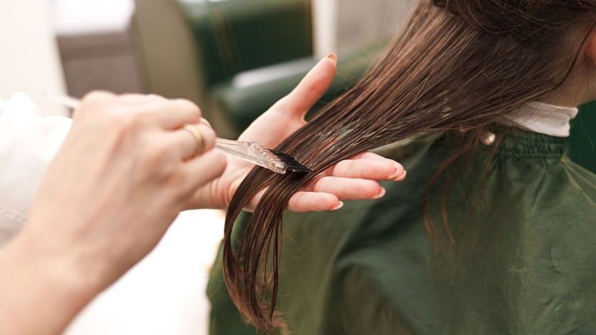 برخی مواد صاف کننده دائمی مو می‌توانند باعث نارسایی کلیه شوند