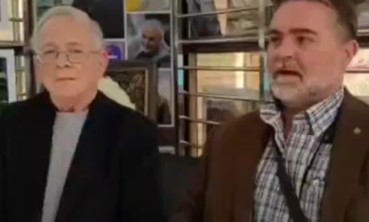 دو نظامی سابق ارتش آمریکا پس از زیارت مزار سردارسلیمانی چه گفتند؟