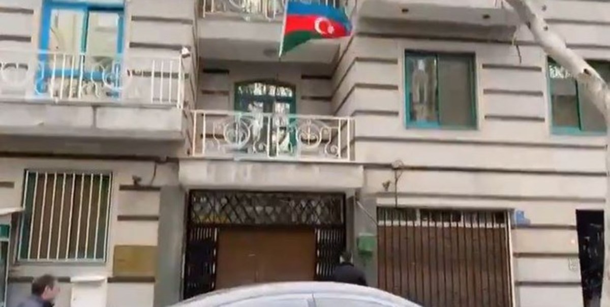 حمله به سفارت آذربایجان در تهران/ فرد مهاجم دستگیر شد