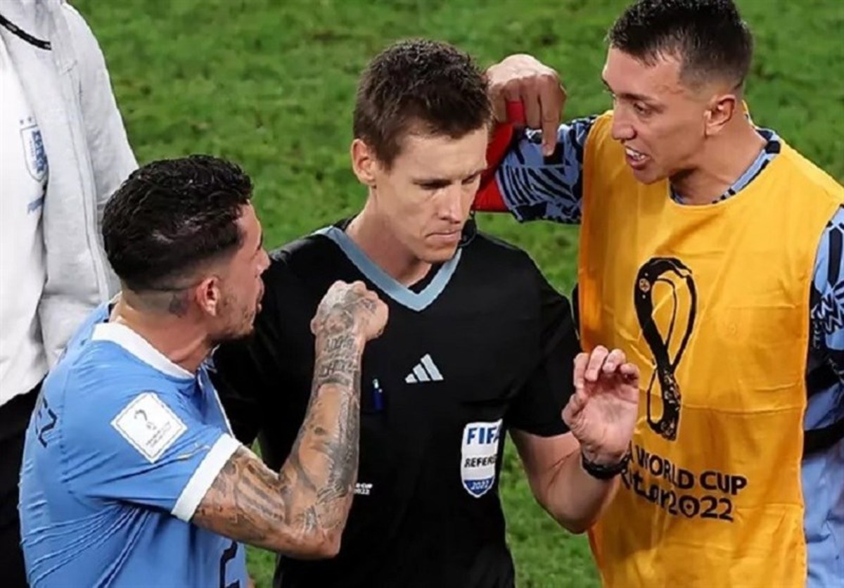 جریمه بازیکنان تیم ملی اروگوئه به دلیل جنجال درجام جهانی۲۰۲۲