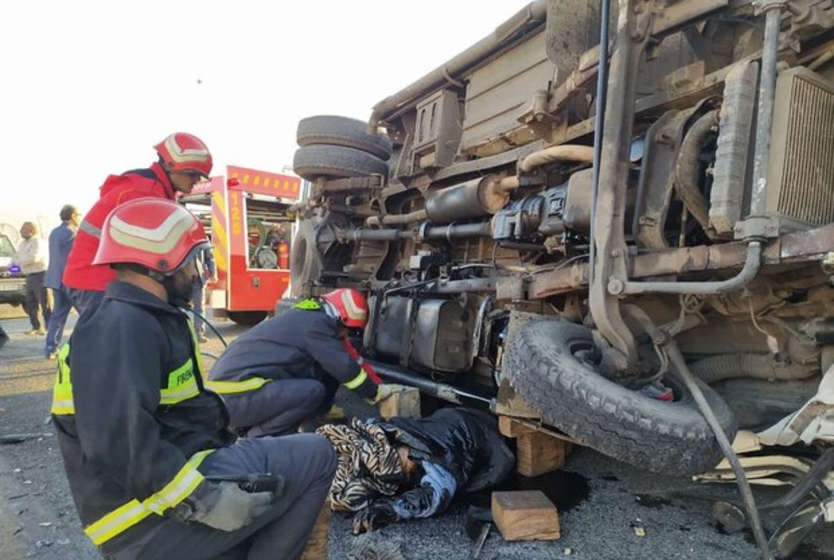 تصادف مرگبار مینی‌بوس با کامیون در کردستان