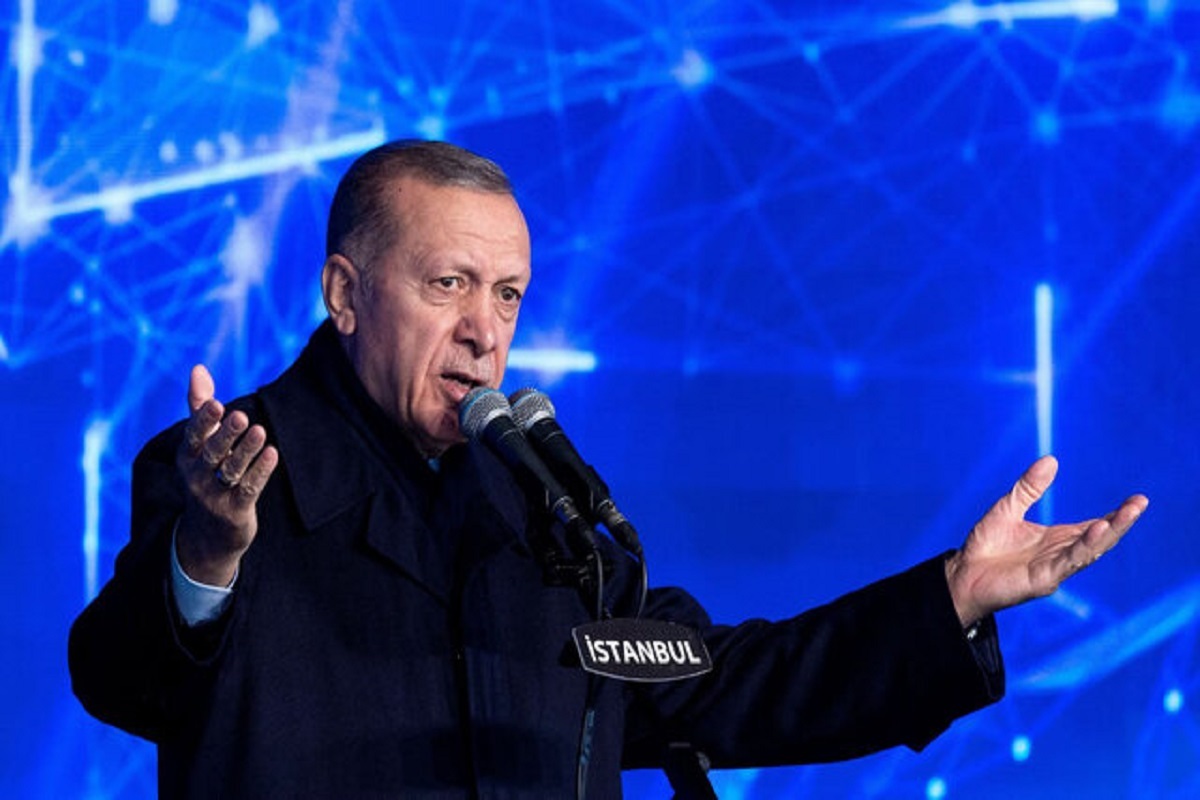 اردوغان فرمان برگزاری انتخابات زودتر از موعد را صادر کرد