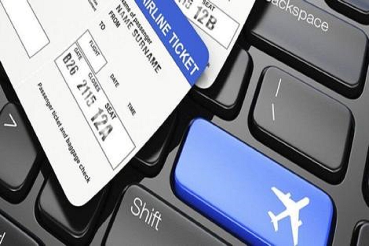 سخنگوی سازمان هواپیمایی: فروش بلیت هواپیما بر مبنای نرخنامه دی ماه ۱۴۰۰ قانونی است