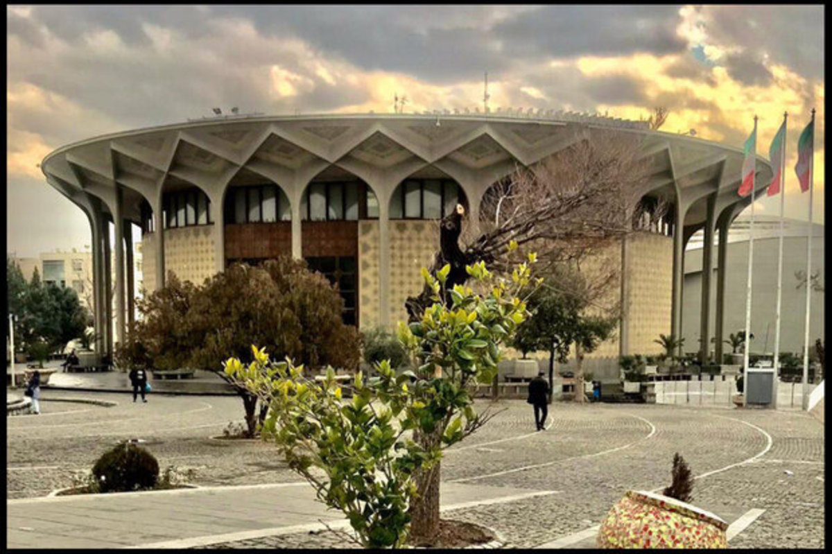 «یه روز دیگه» را تجربه کنید/ وودی آلن ایرانی در تئاتر شهر!