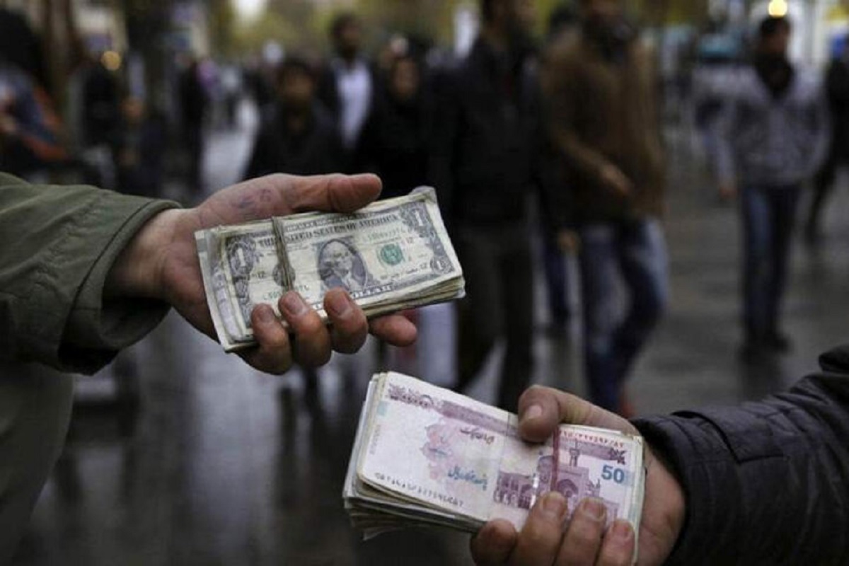 دستگیری دو نفر از سر شاخه ها و اخلالگران در بازار ارزی و فردایی طلا و سکه