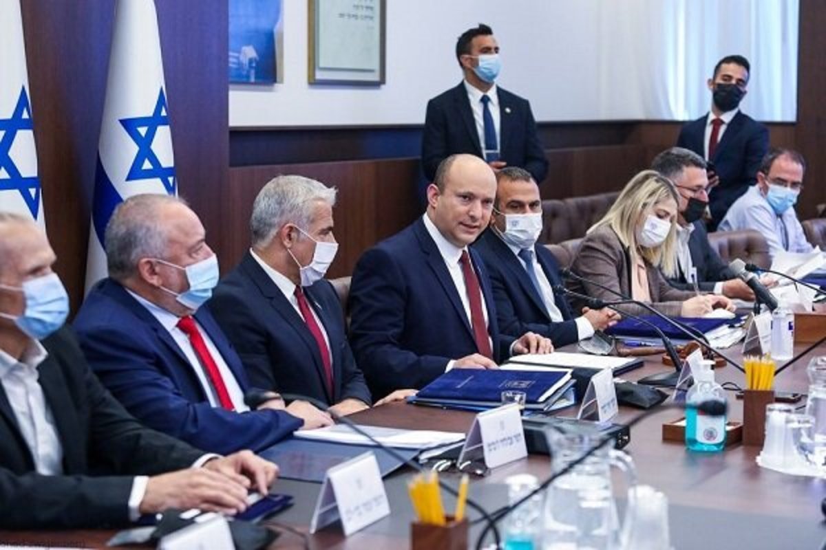کابینه اسرائیل با مرگ دست و پنجه نرم می کند