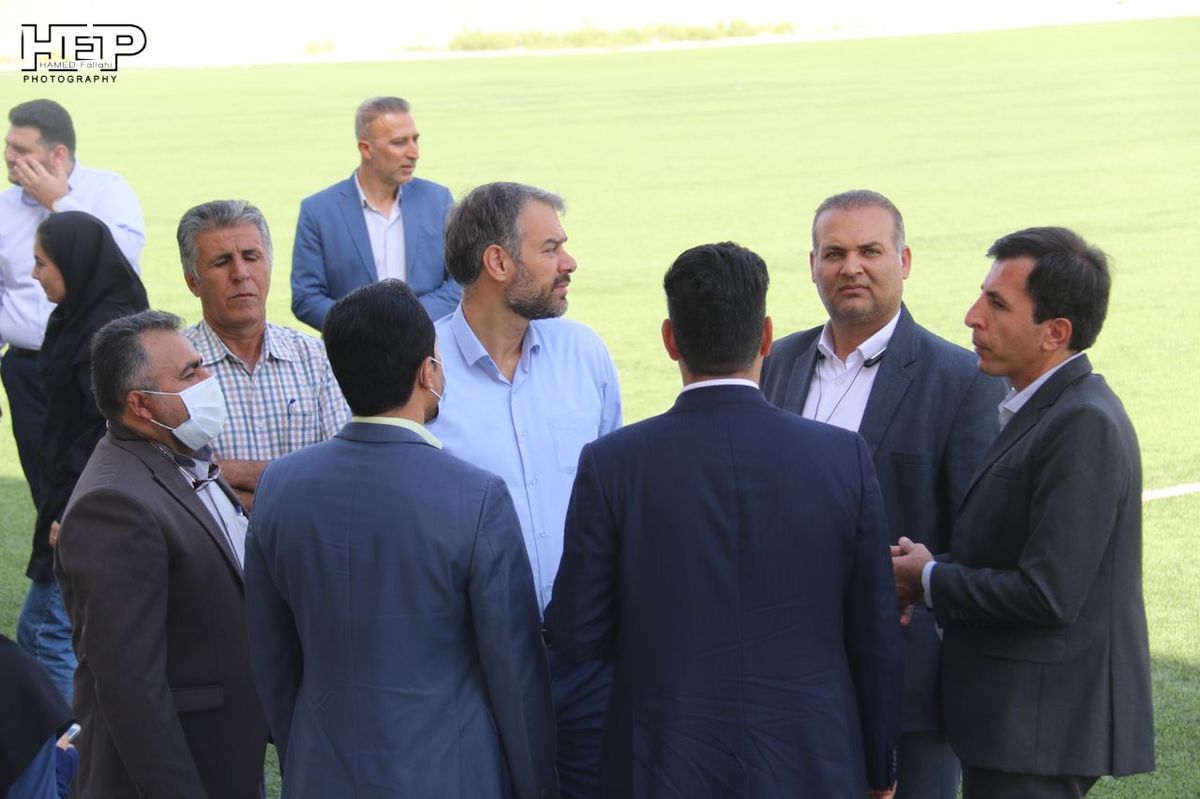 مدیرکل ورزش و جوانان فارس از پروژه های ورزشی دردست ساخت مرودشت بازدید کرد