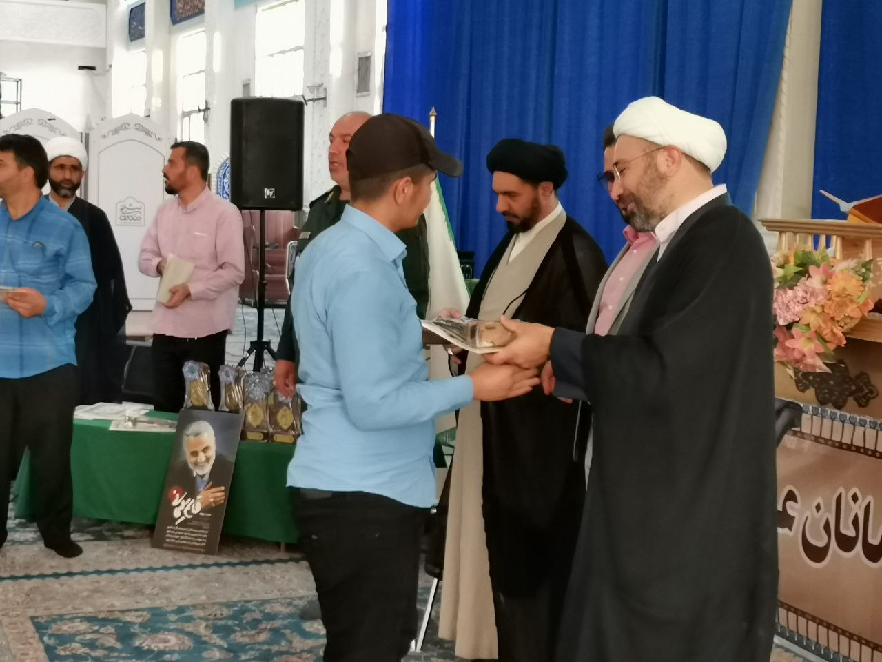حجت‌الاسلام رضایی: سبک زندگی قرآنی راهگشا مشکلات خانواده و جامعه است/ برگزیدگان مسابقات قرآنی سفیران قرآنی باشند