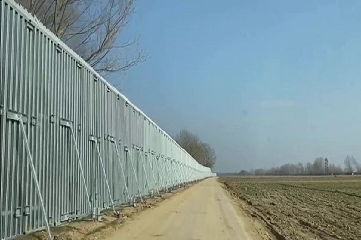 یونان دیوار مرزی با ترکیه را گسترش می‌دهد